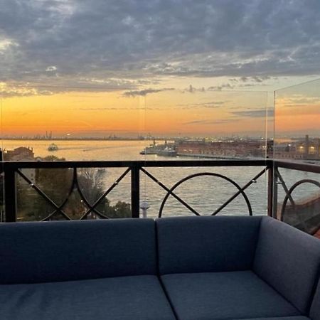 The Venice Penthouse And Rooftop-Terrace At Molino Stucky Bagian luar foto