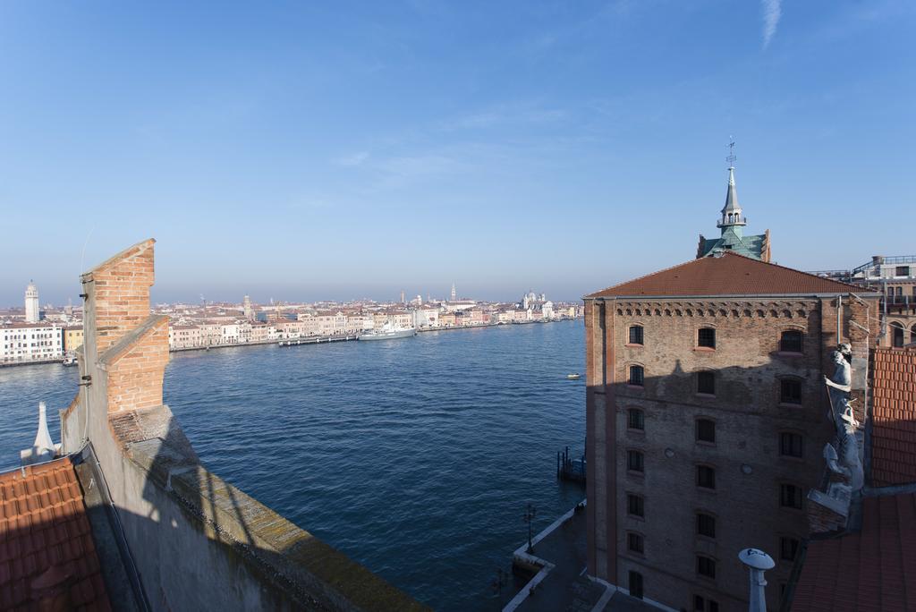 The Venice Penthouse And Rooftop-Terrace At Molino Stucky Bagian luar foto